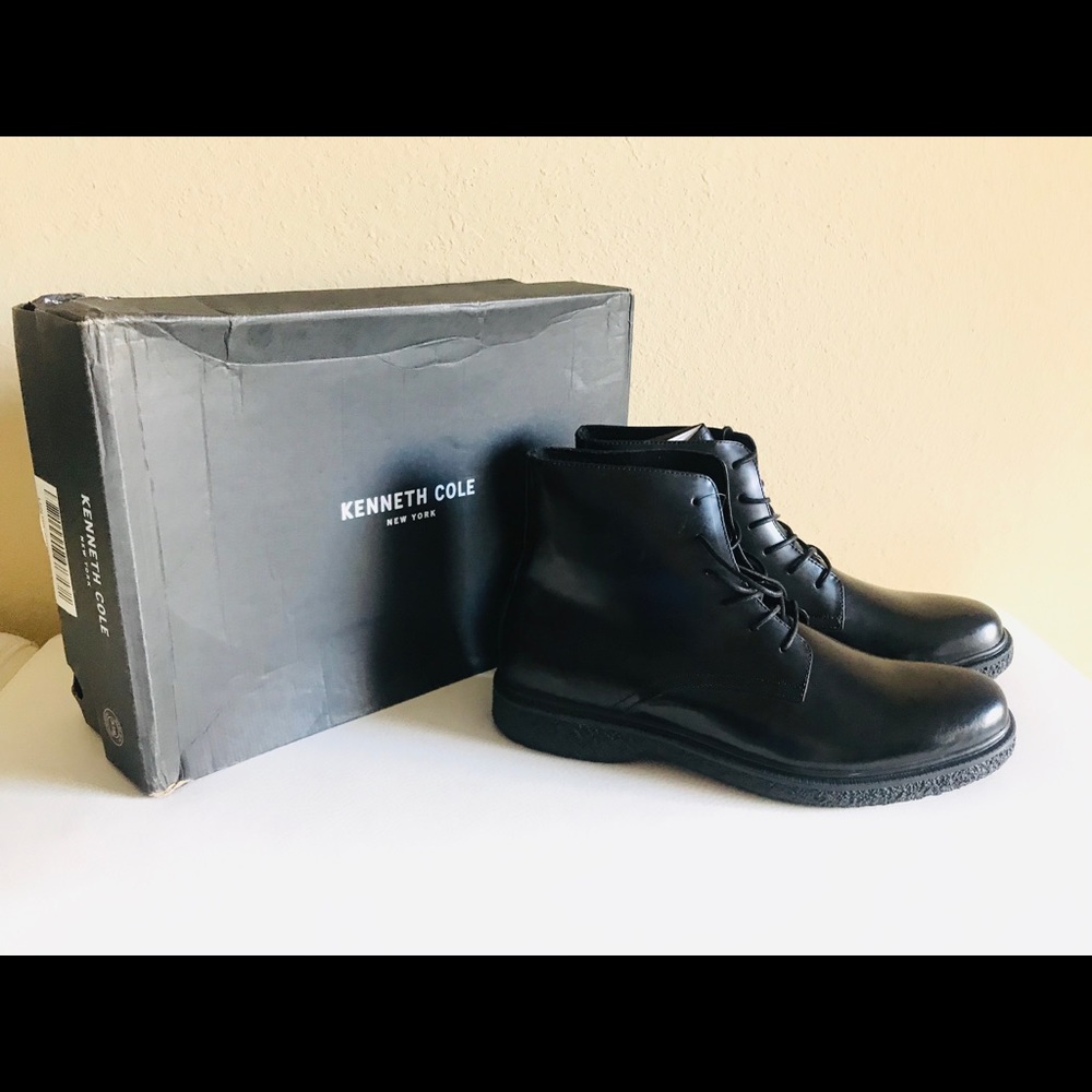 Black leather men’s boots